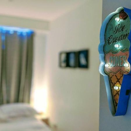 Oyo Lifestyle Wembar Hotel London Luaran gambar