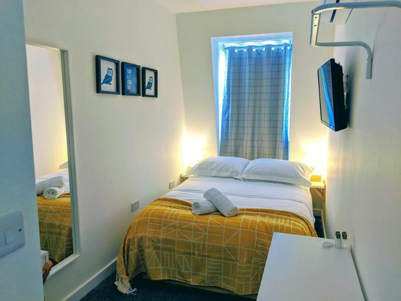 Oyo Lifestyle Wembar Hotel London Luaran gambar